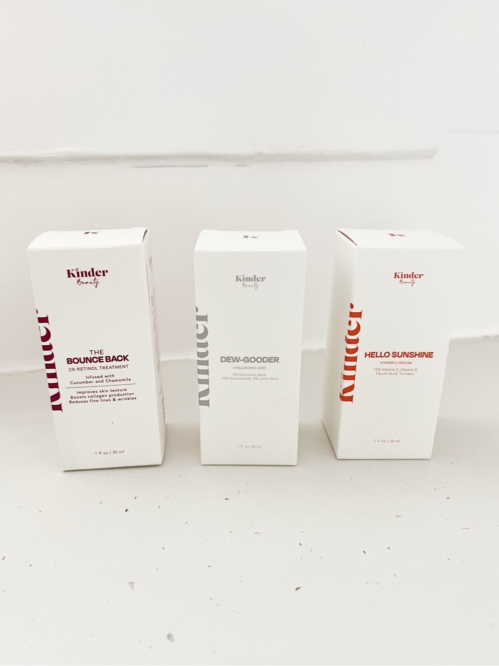 Kinder Dew-Gooder Hydrating Serum — White